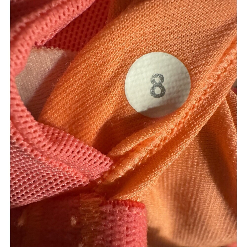 Lululemon Women’s Orange Racerback Tank Top Sz 8 Padded EUC Gym Running Outdoor - Picture 4 of 10